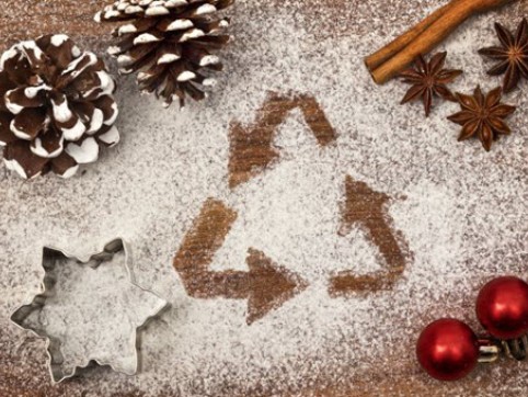 recycling symbol drawn in powdered sugar
