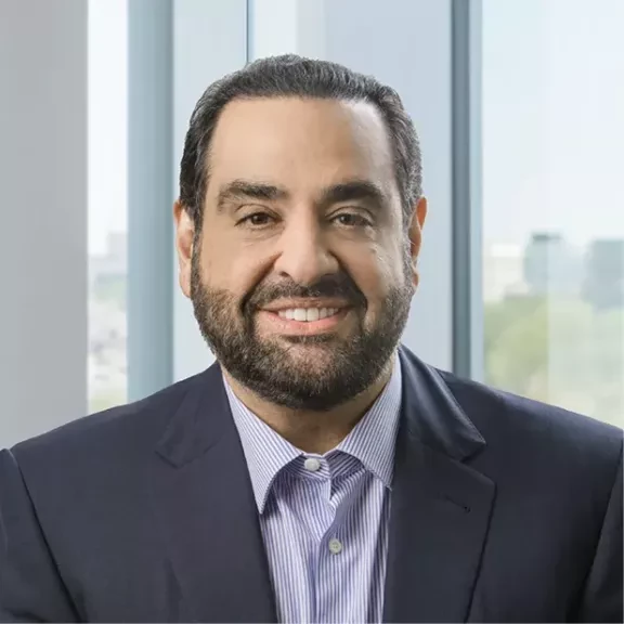 Headshot of Manny Kadre