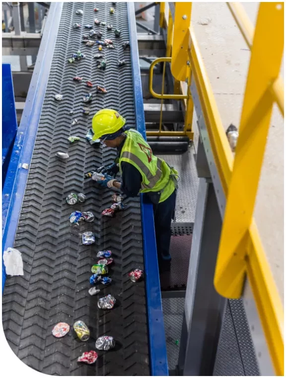 sorting materials on a conveyor belt